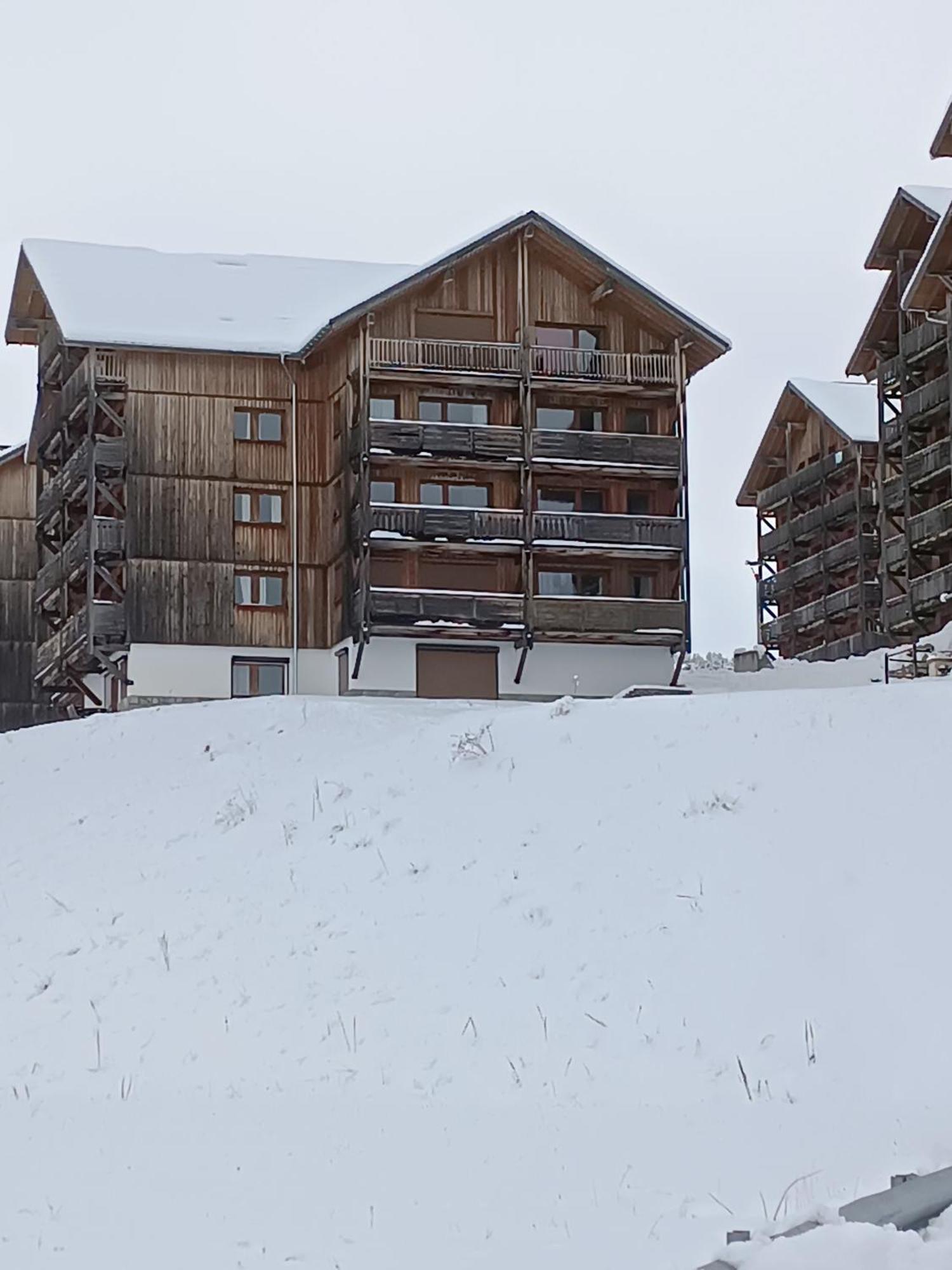 Appartement Cosy Dans Chalet Vue Montagne Saint-Étienne-en-Dévoluy Exterior foto